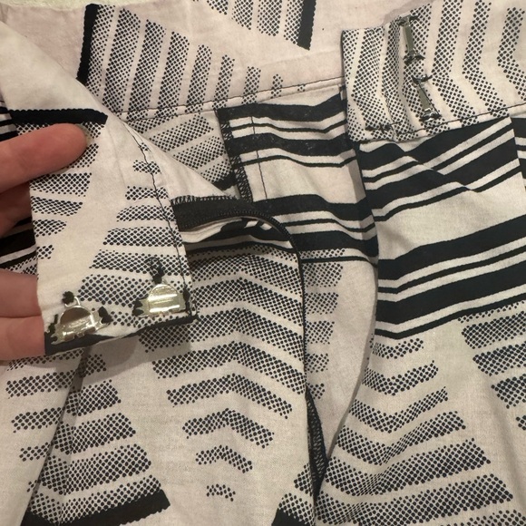 Francis + Benedict black and white geometric maxi skirt with pockets African - Picture 4 of 8